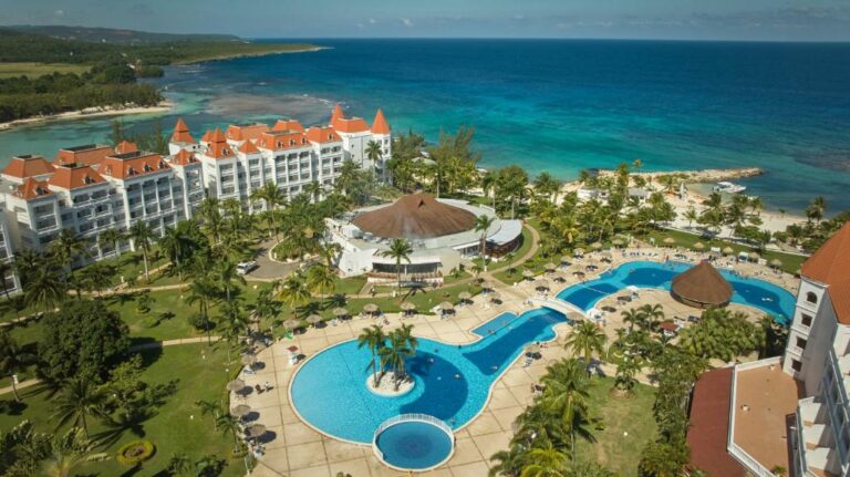 Grand Bahia Principe Jamaica pool view