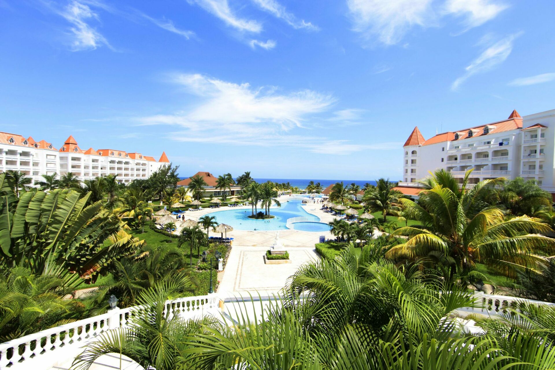 Unbeatable Holiday Deals in Jamaica