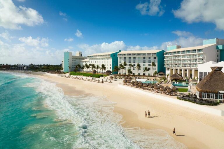 The Westin Resort & Spa Cancun hotel view