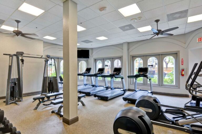 Embassy Suites by Hilton Miami hotel fitness